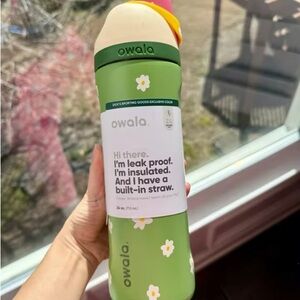 Green and White Floral Insulated Tumbler